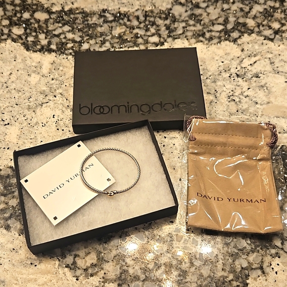 David Yurman Jewelry - David Yurman Classic Heart Cable Station Bracelet, Retails $395